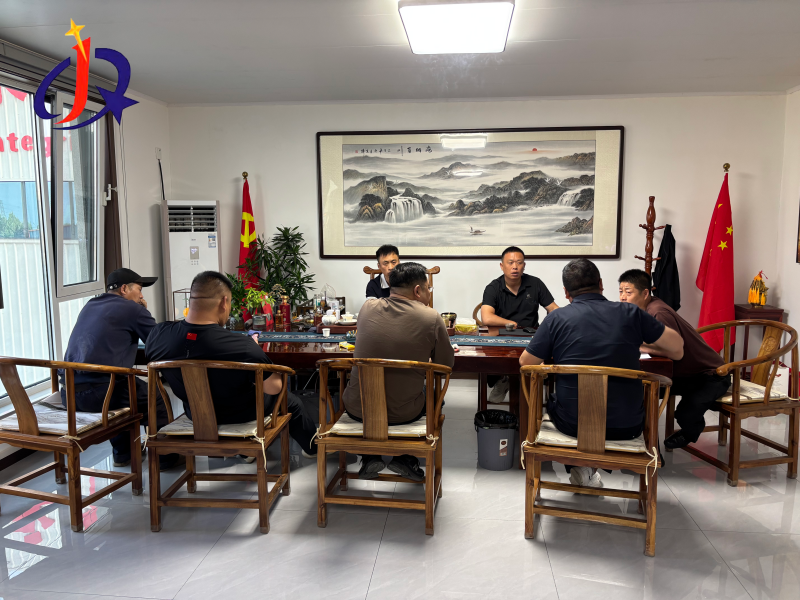 ڏکڻ آمريڪي placer سون جي گراهڪن جو دورو ڪيو Qingzhou Jinqi کان کني مشينري ڪارخاني جي آڊٽ لاء.